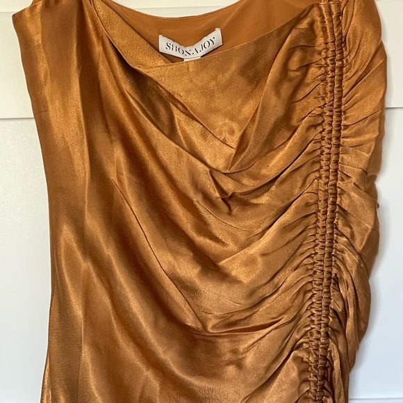 NWT - Shona Joy - LILY BIAS RUCHED MIDI DRESS - TUMERIC - Picture 3 of 7